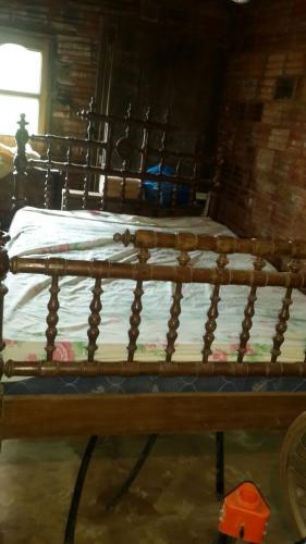 Vendo cama antigua totalmente torneada097571 - Imagen 3