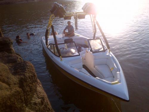 Wakeboard Boat Tigé 21V  * Motor VDrive 350 - Imagen 1